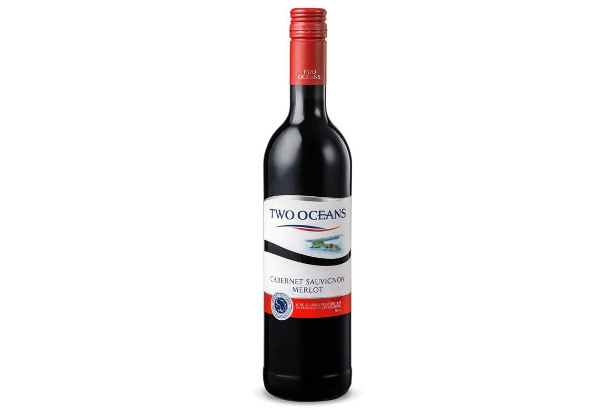 Two Oceans Sauvignon Cabernet (1 x 750 ml)