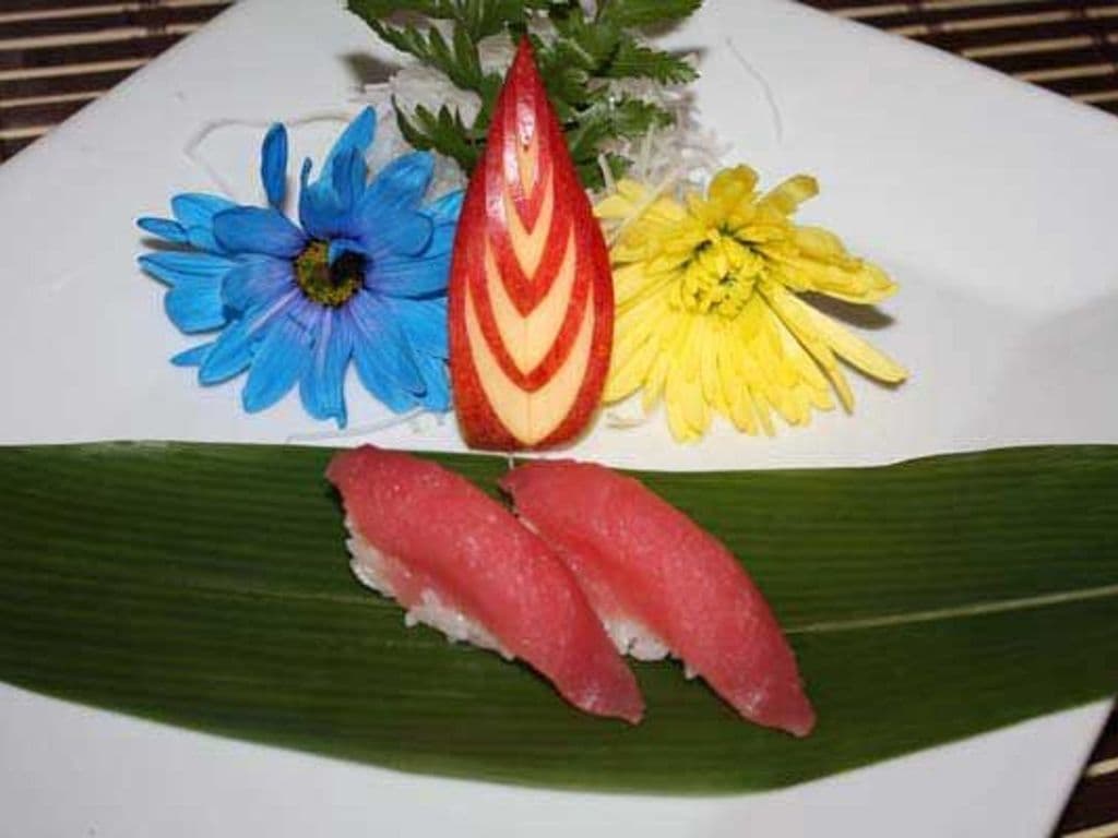 Red Tuna Sushi (2pcs)