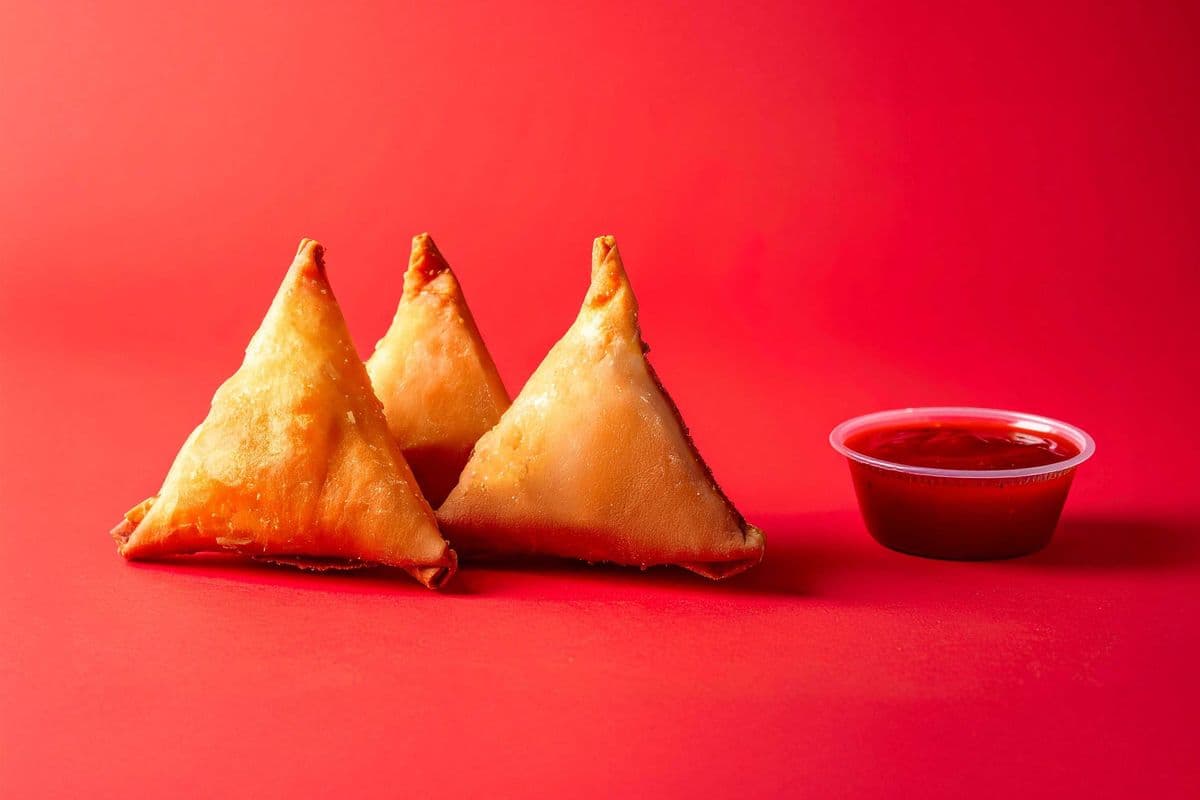 Samosas (3pcs) and Chutney Combo