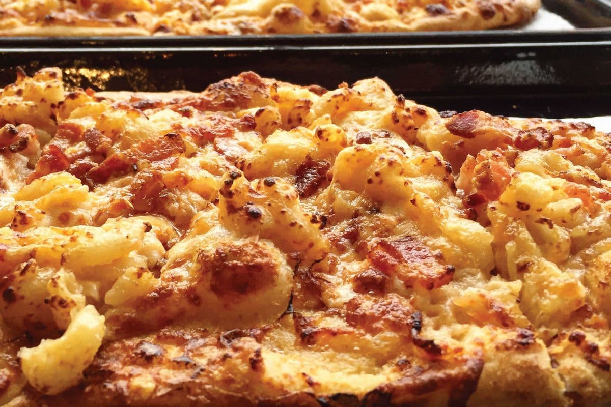 Mac & Cheeza Signature Pizza