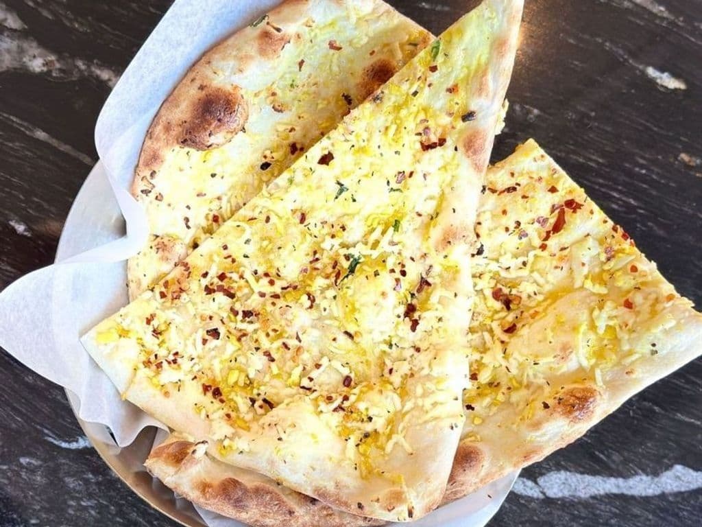 Chilli Garlic Cheese Naan