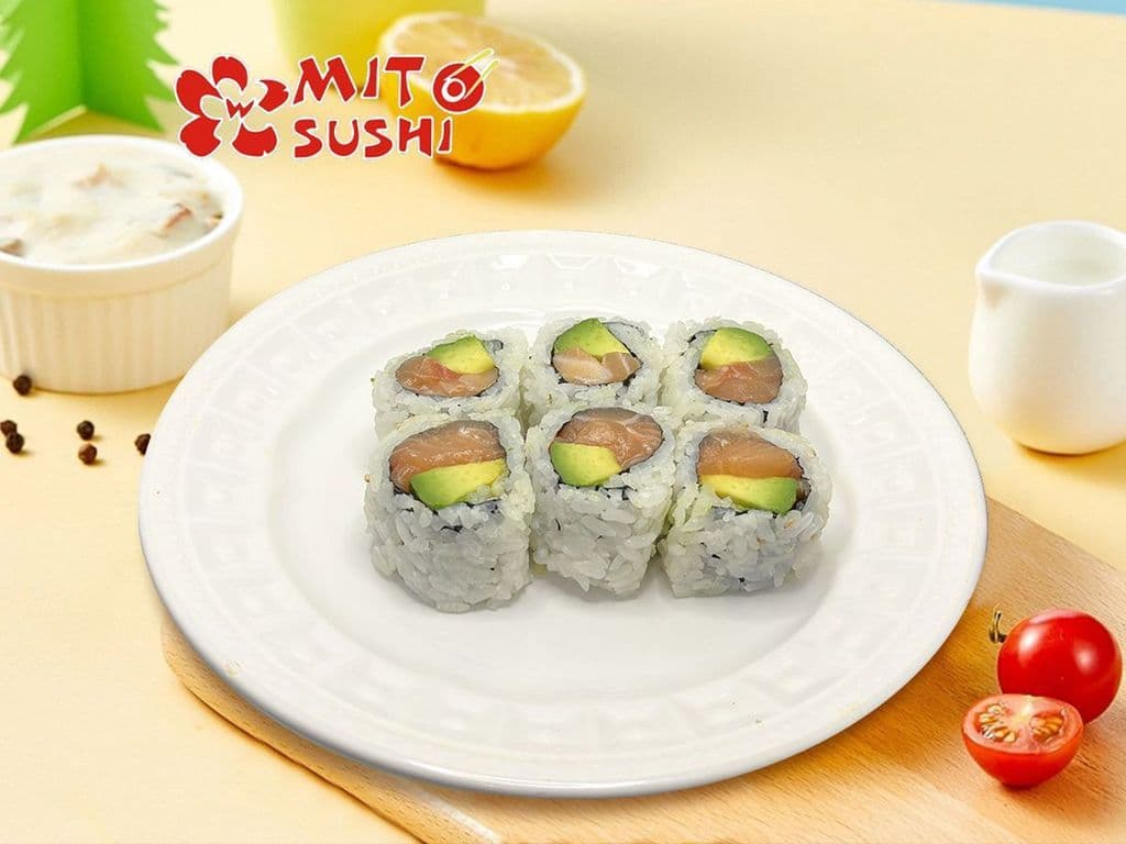 Salmon Avocado Roll