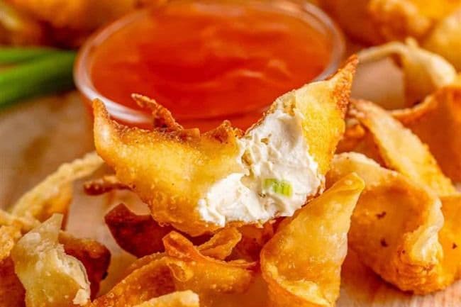 6. Creamed Cheese Fried Wonton (6 pcs)
