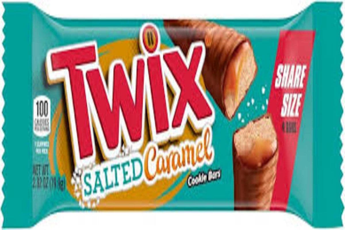 Twix Salted Caramel Chocolate Bar (79g)