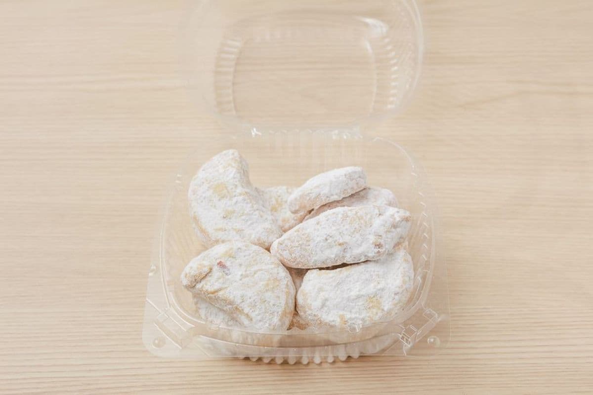 Shortbread almond cookies