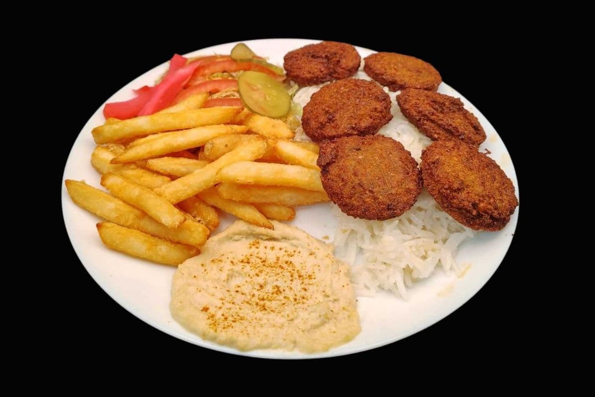 Falafel platter meal