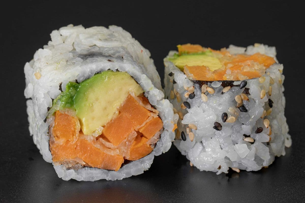 182. Yam and Avocado Roll (6 pcs)