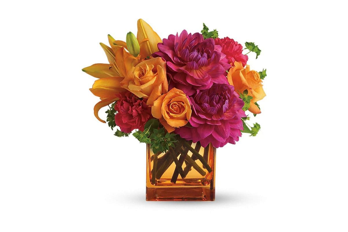Teleflora's Summer Chic