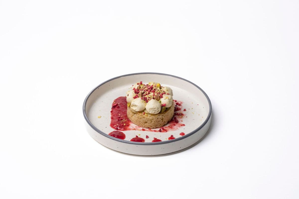 Triple Pistachio Sponge Cake