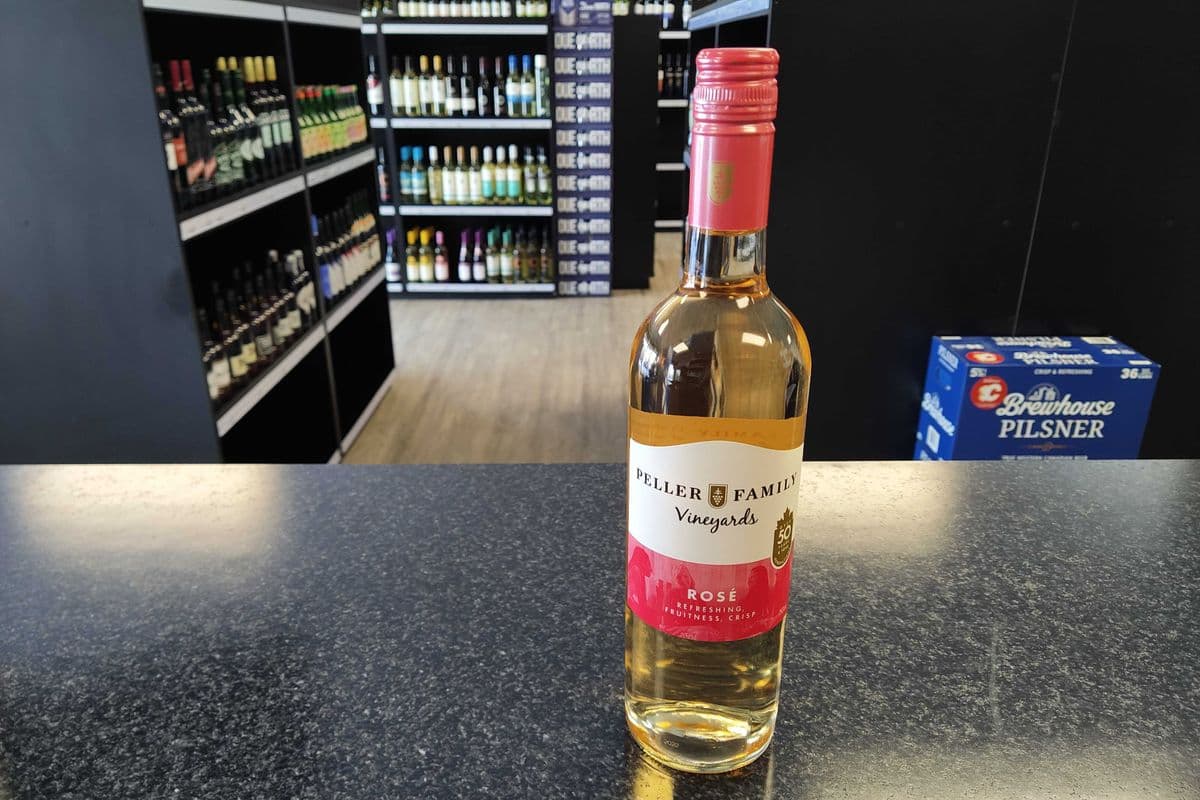 Peller Family Vineyards – Rose (1 x 750ml Bottle )