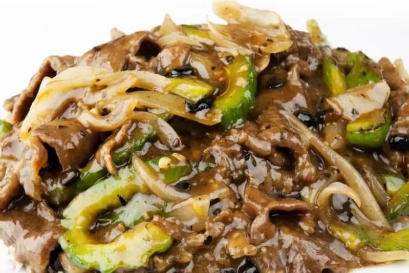 Beef with Mushroom and Black Pepper Sauce