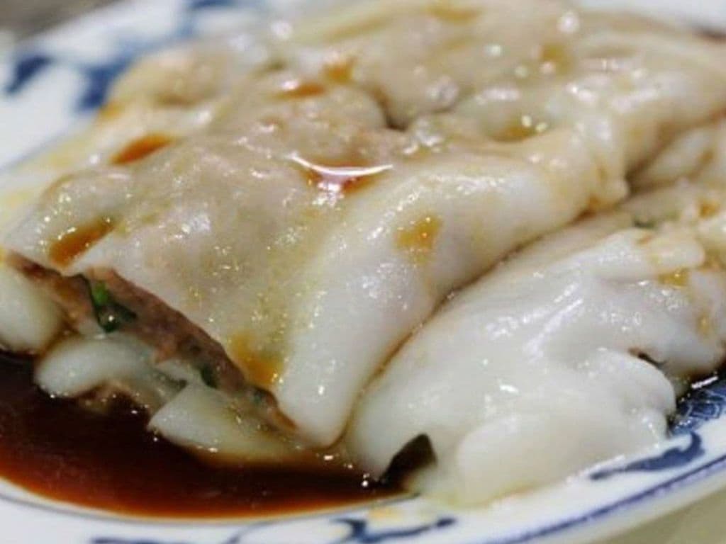 RN03 Beef & Coriander Rice Noodle Roll
