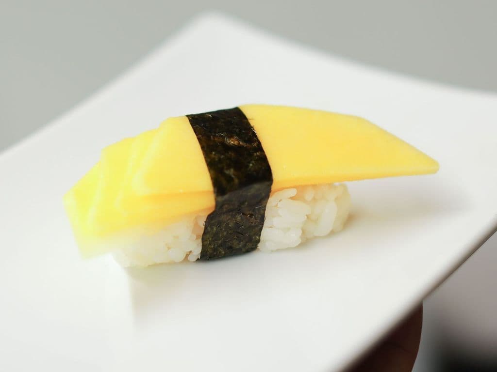 Mango Nigiri