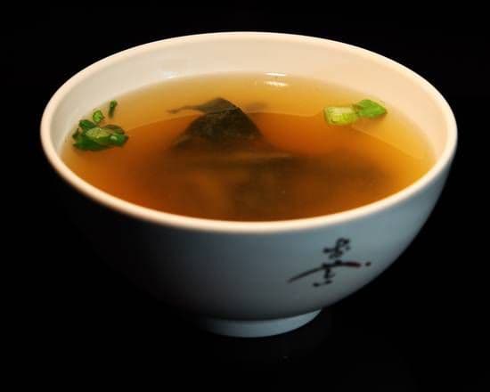 P1. Miso Soup / P1. Soupe miso 