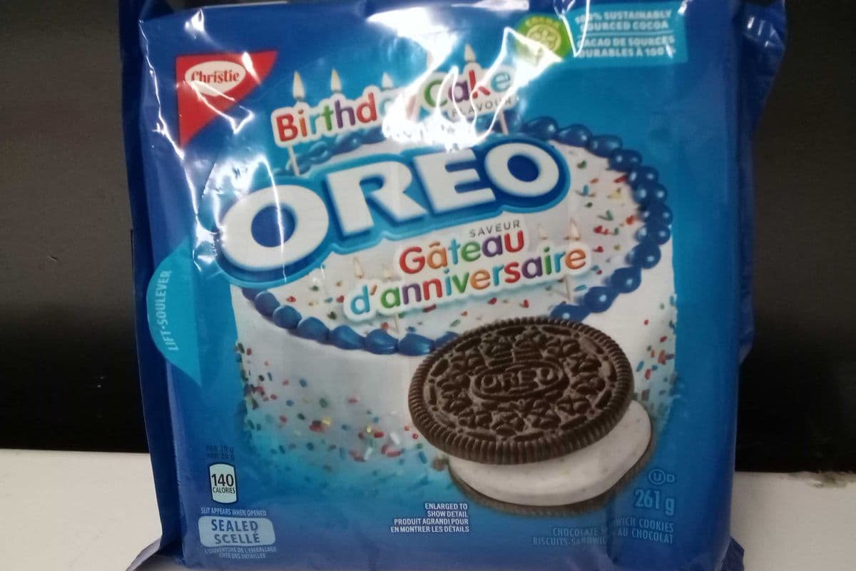 Oreo cookies Birthday Cake (261gr)