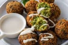 Falafel familial platter