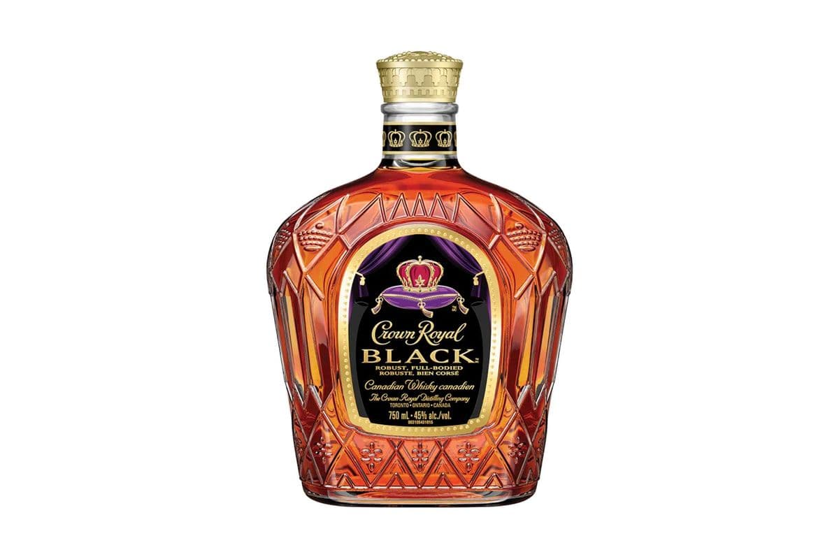 Crown Royal Black Whisky (750 ml)🍁 (1 x 750ml)
