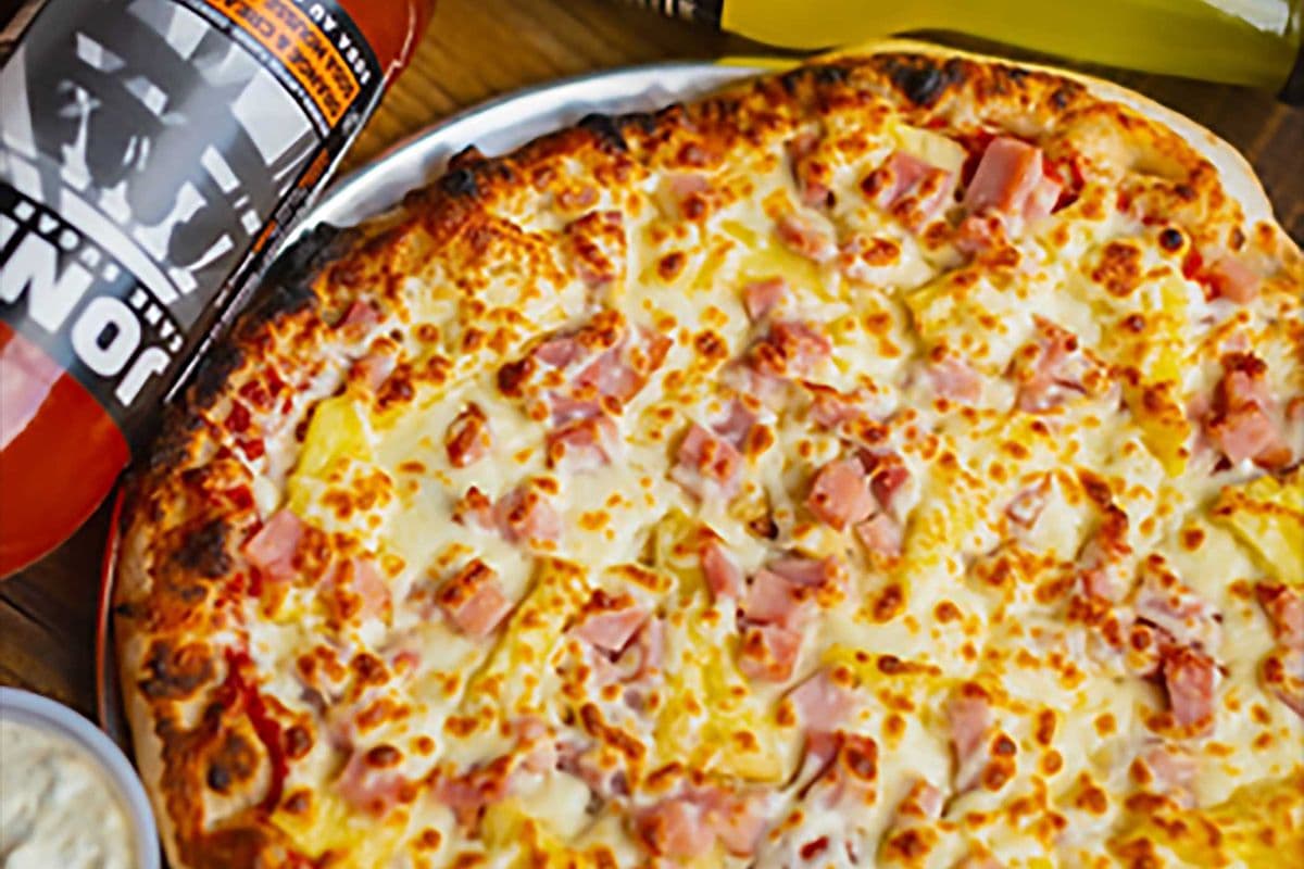 16" Hawaiian Pizza (12 slices)