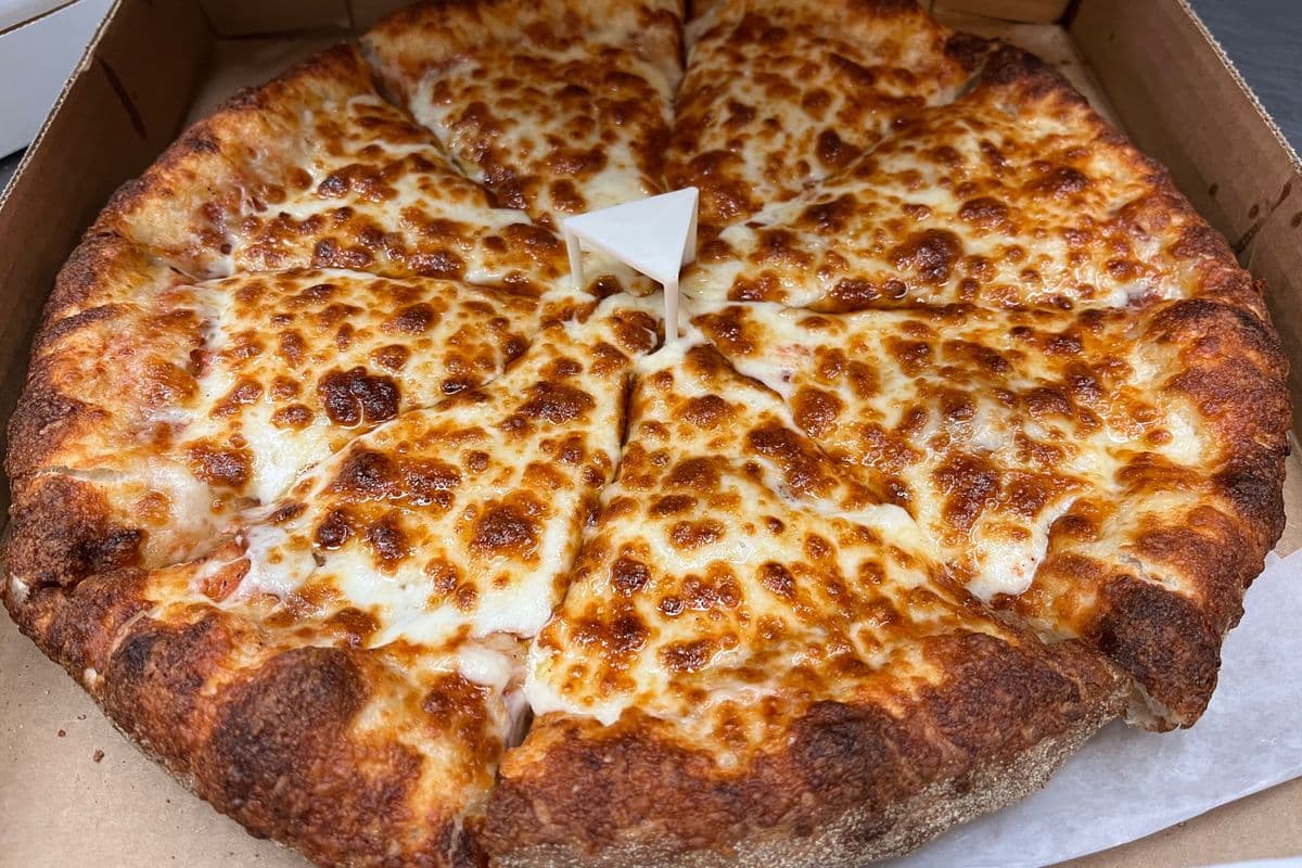 14" Pepperoni Pizza