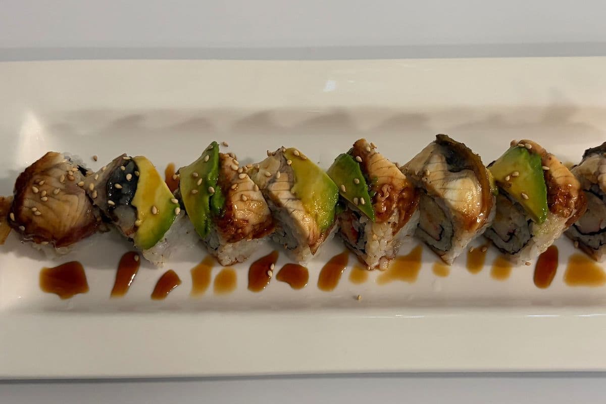 53. Black Dragon Roll (8pcs)
