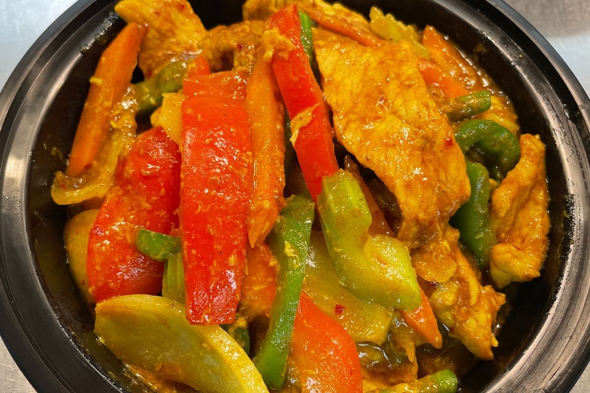 Curry Stir Fry (Comes with Rice)