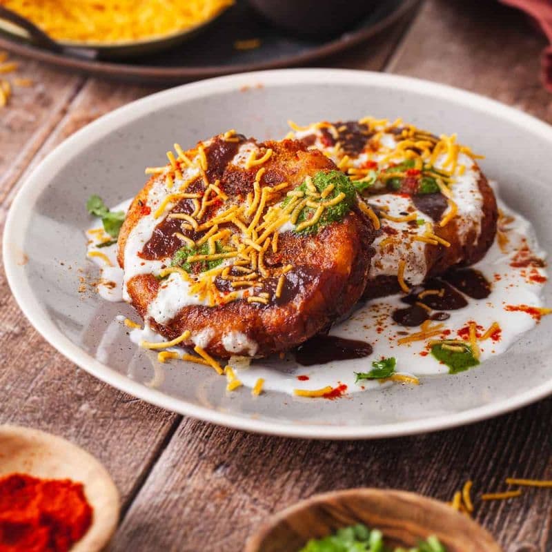 Aloo Tikki Chaat / Aloo Tikki Chaat