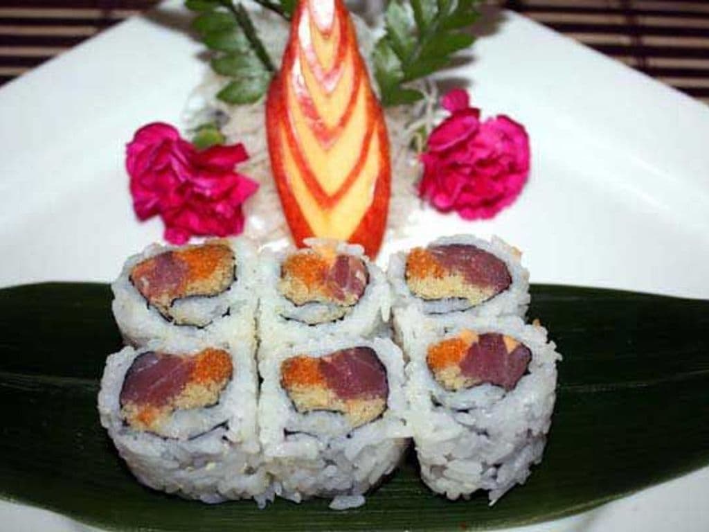 Spicy Red Tuna Roll (6pcs)