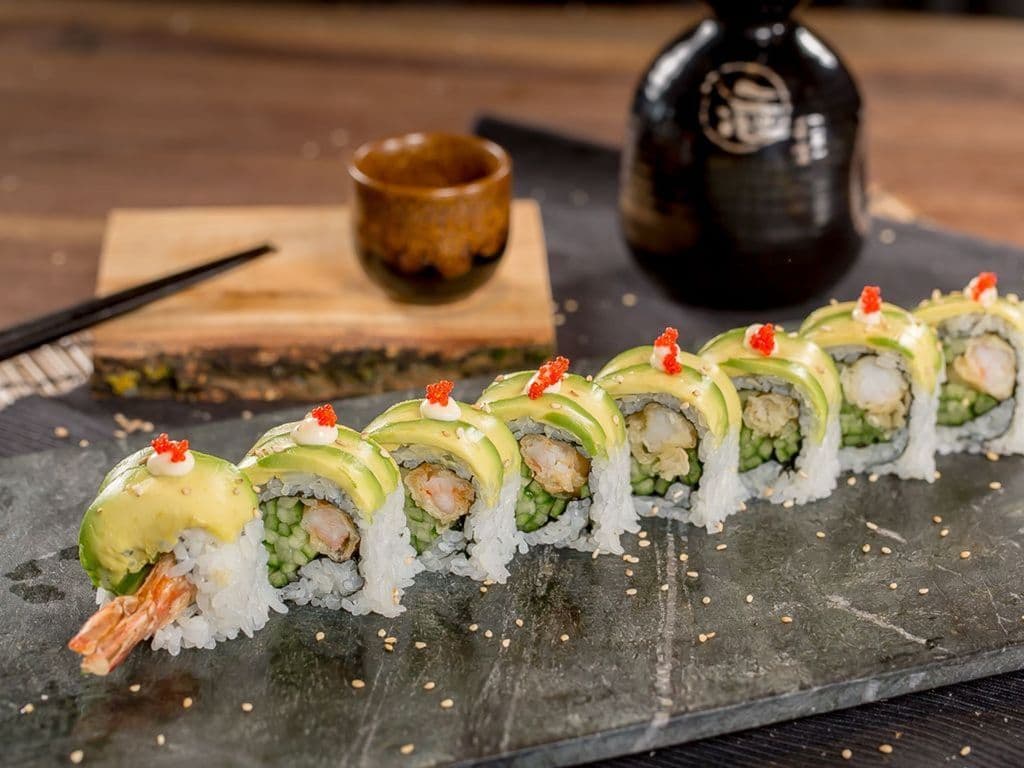 Green Dragon Roll (8pcs)