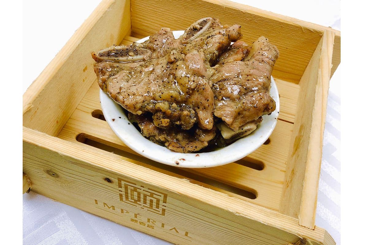 105-Côtelettes de boeuf dans sauce de poivres noirs 黑椒牛仔骨