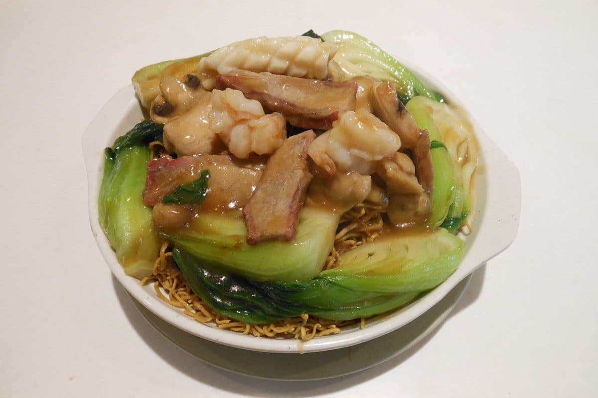 084 House Special Chow Mein 招牌炒麵