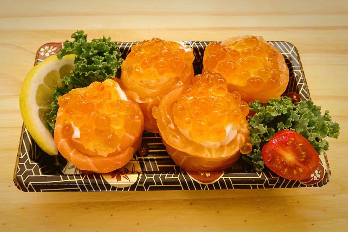 Salmon Rose (4 Pcs)