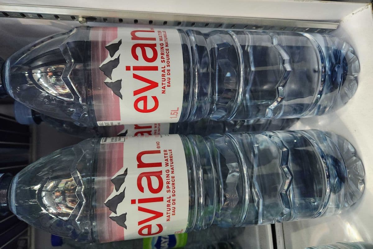 Evian (1.5 L)