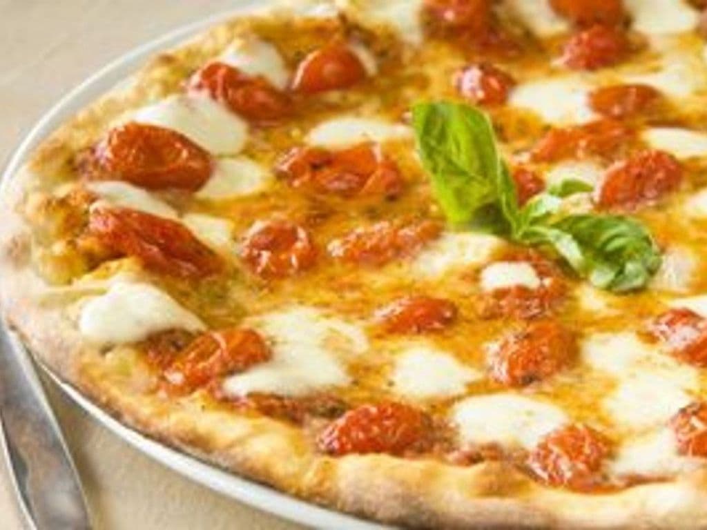 Bufala Pizza (Medium)