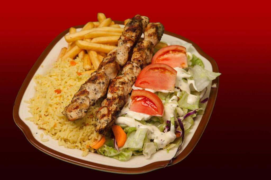 2 Brochettes de poulet / 2 Chicken Skewers