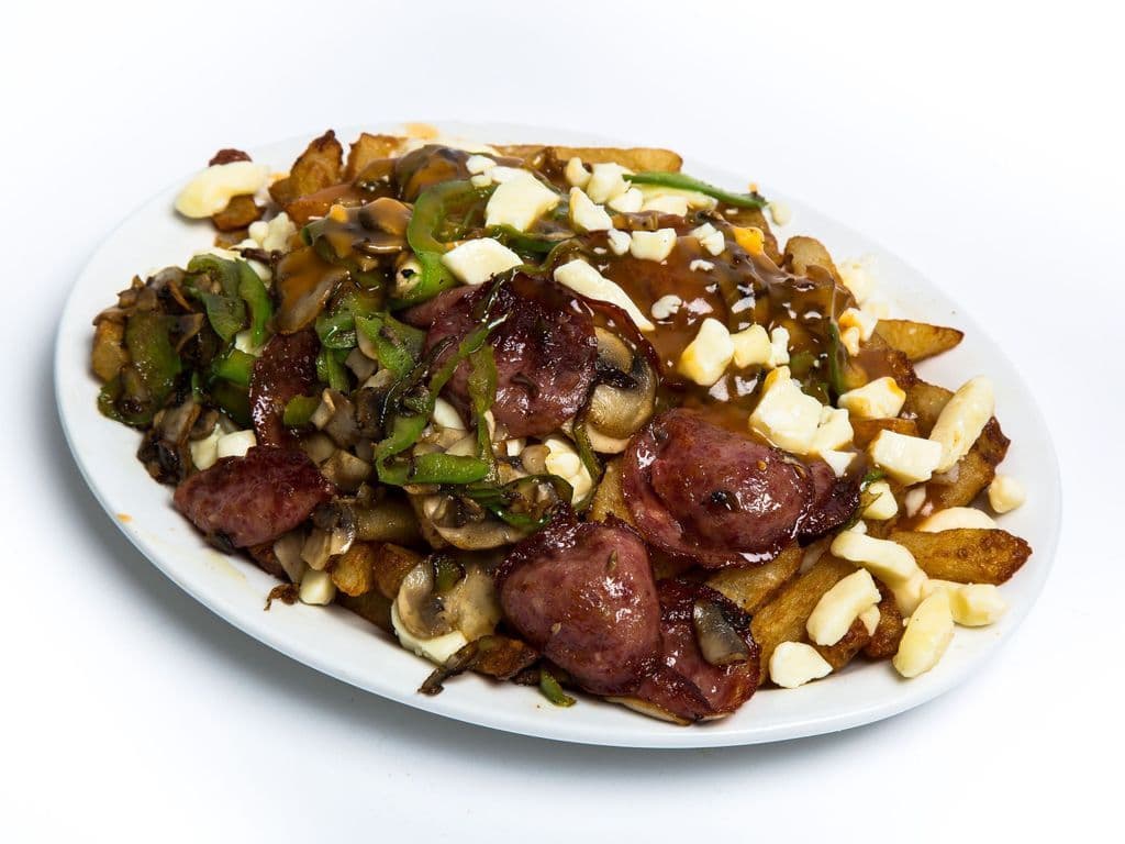 Petite poutine toute garnie / Small All Dressed Poutine