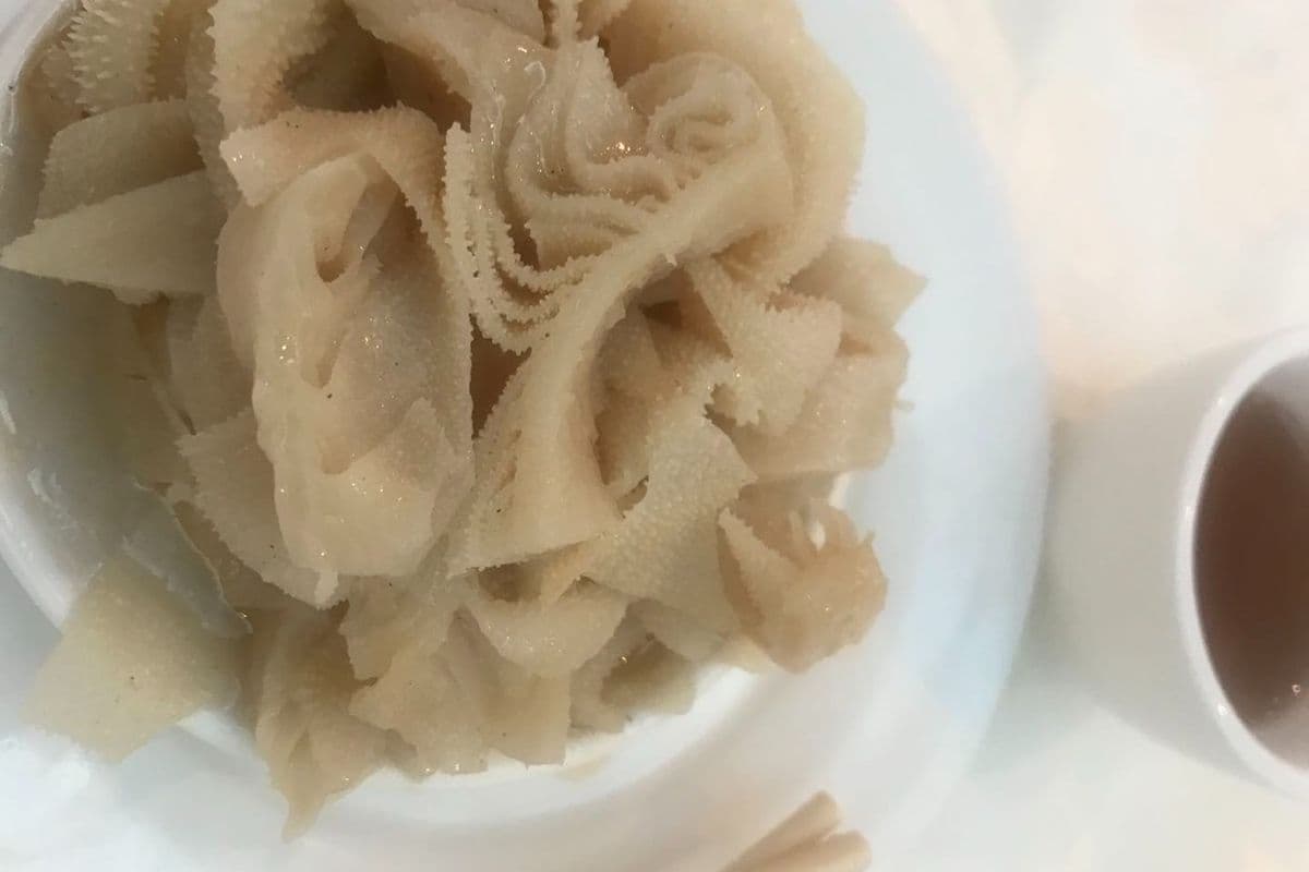 107. Tripe de boeuf cuite à la vapeur / Steamed Beef Tripe