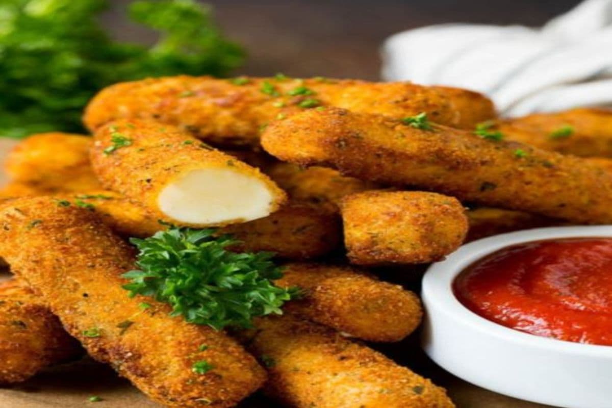 Bayside Mozzarella Sticks