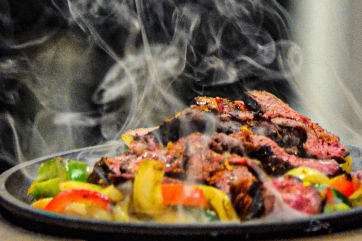Sizzling Steak Fajitas with Fajita Set up