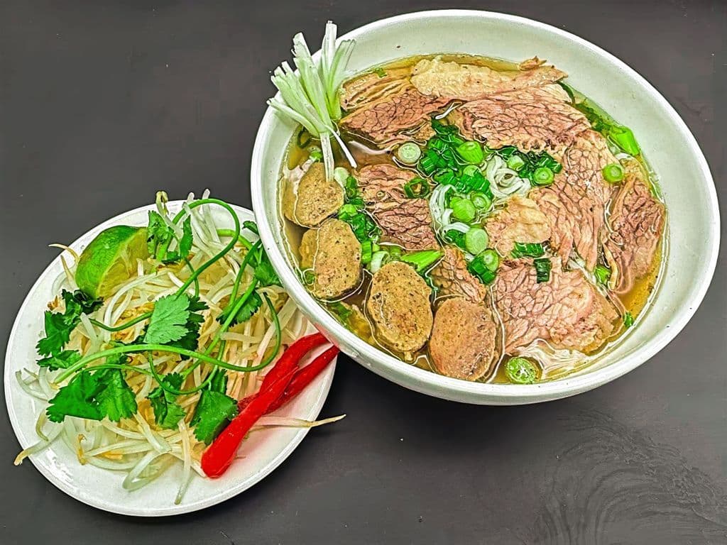 Beef Noodle Soup (Pho/Fuh) - OO
