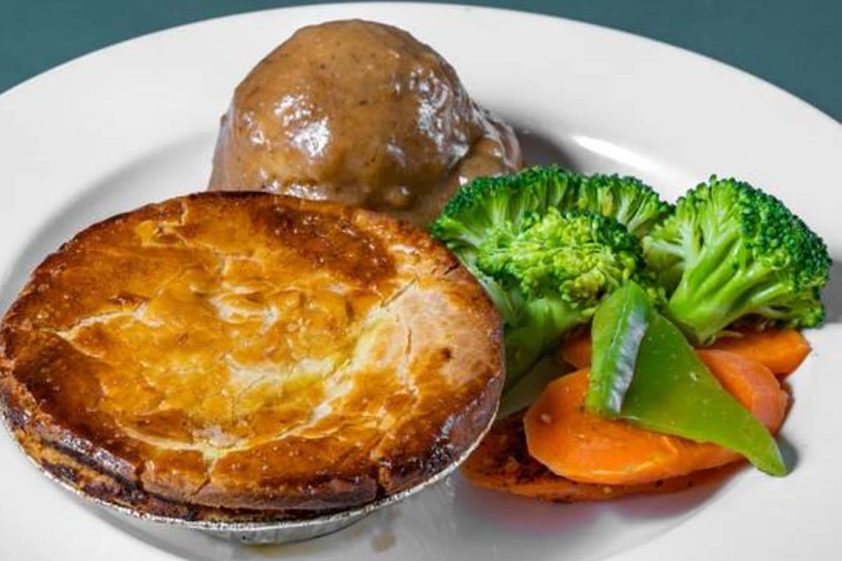 Steak & Mushroom Pie