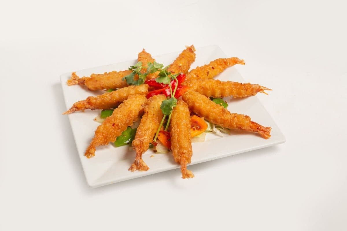 F17. Stir-Fried Salted Crispy Shrimp with Pepper and Onion / Tom Rang Muoi