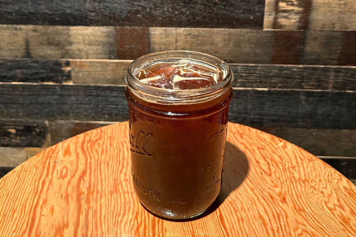 Iced Americano (16oz)