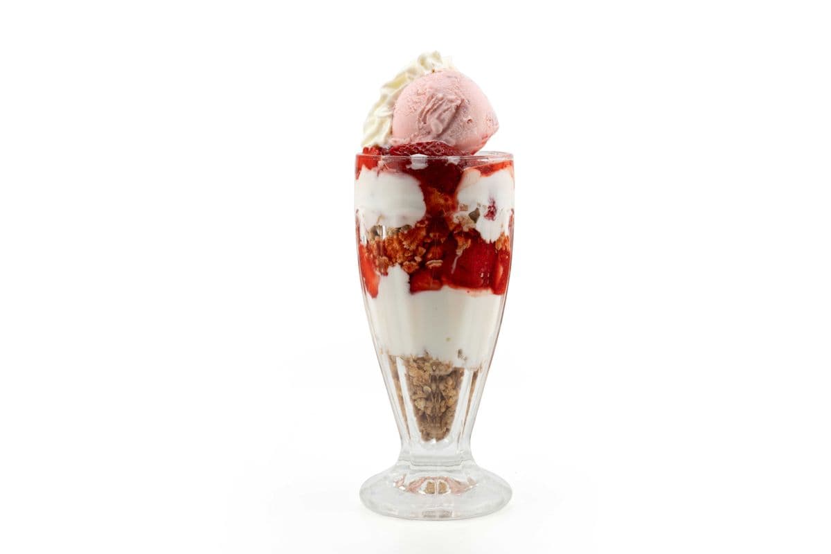 Strawberry Oreo Parfait