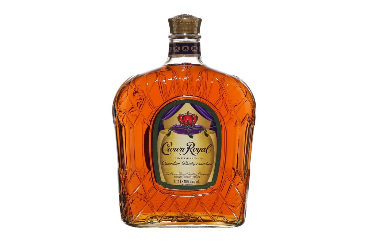 Crown Royal (1.14 L Bottle) (1 x 1140ML)
