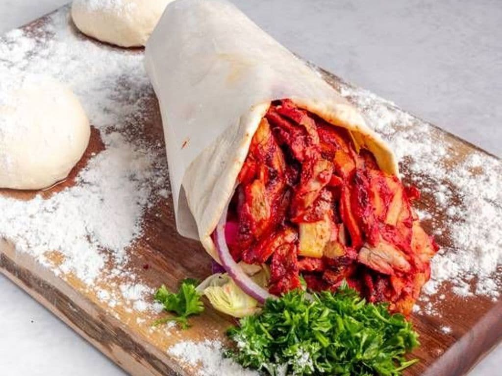 Small Tandoor Shawarma (7-Inch)