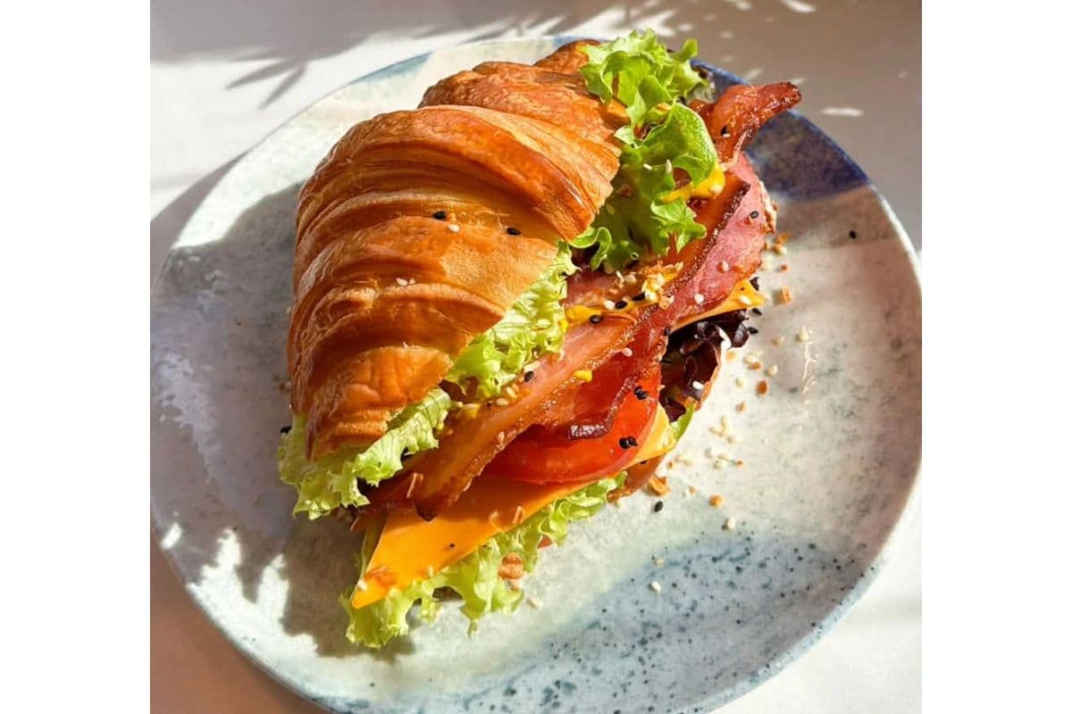 Bacon Strip & Cheese Croissant