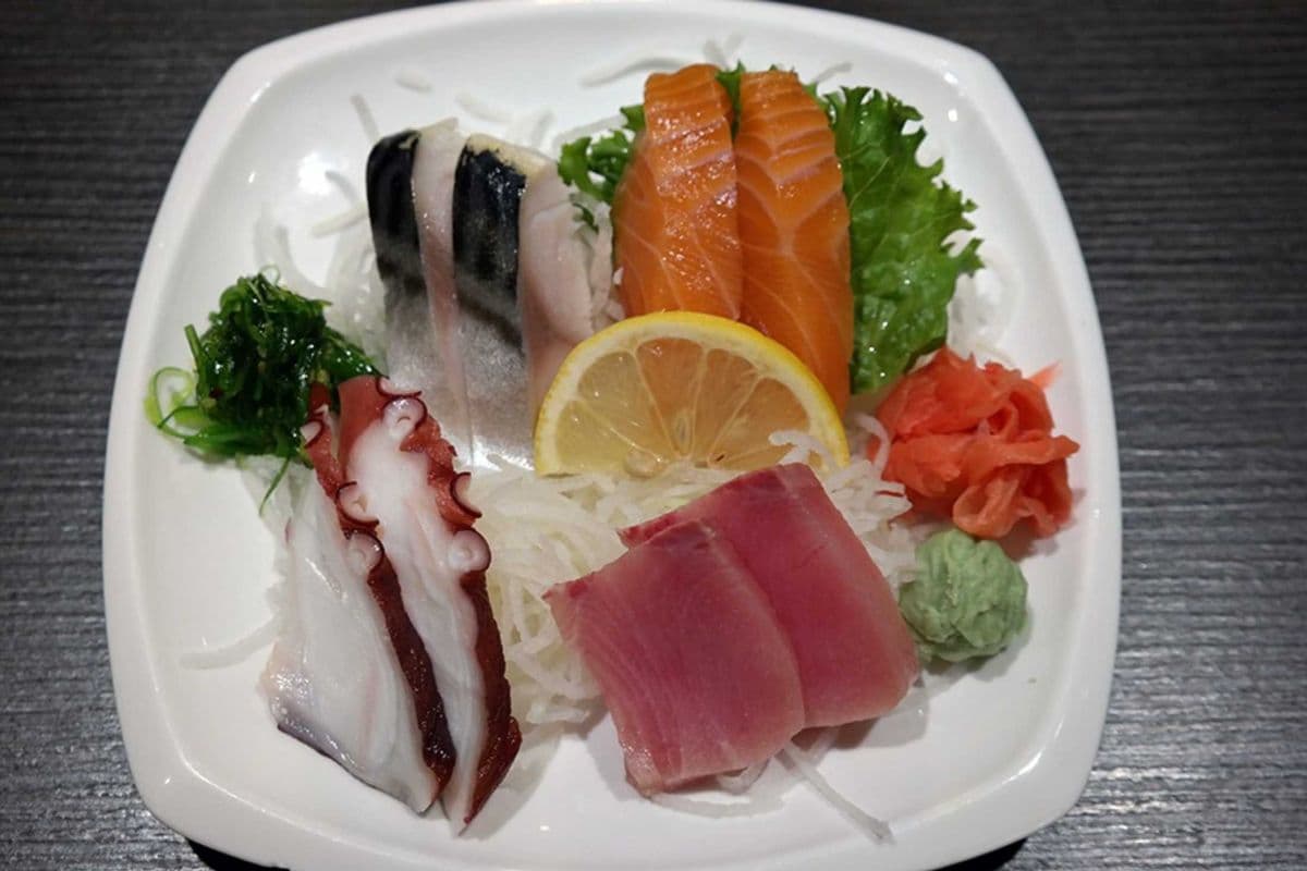 Sashimi Grand Slam and Wakame (Seaweed Salad)