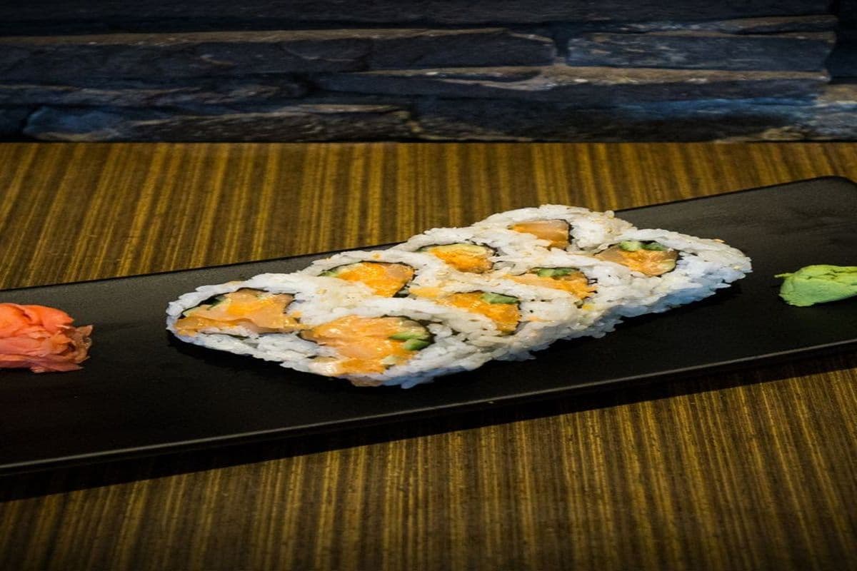 Chopped Scallop Roll