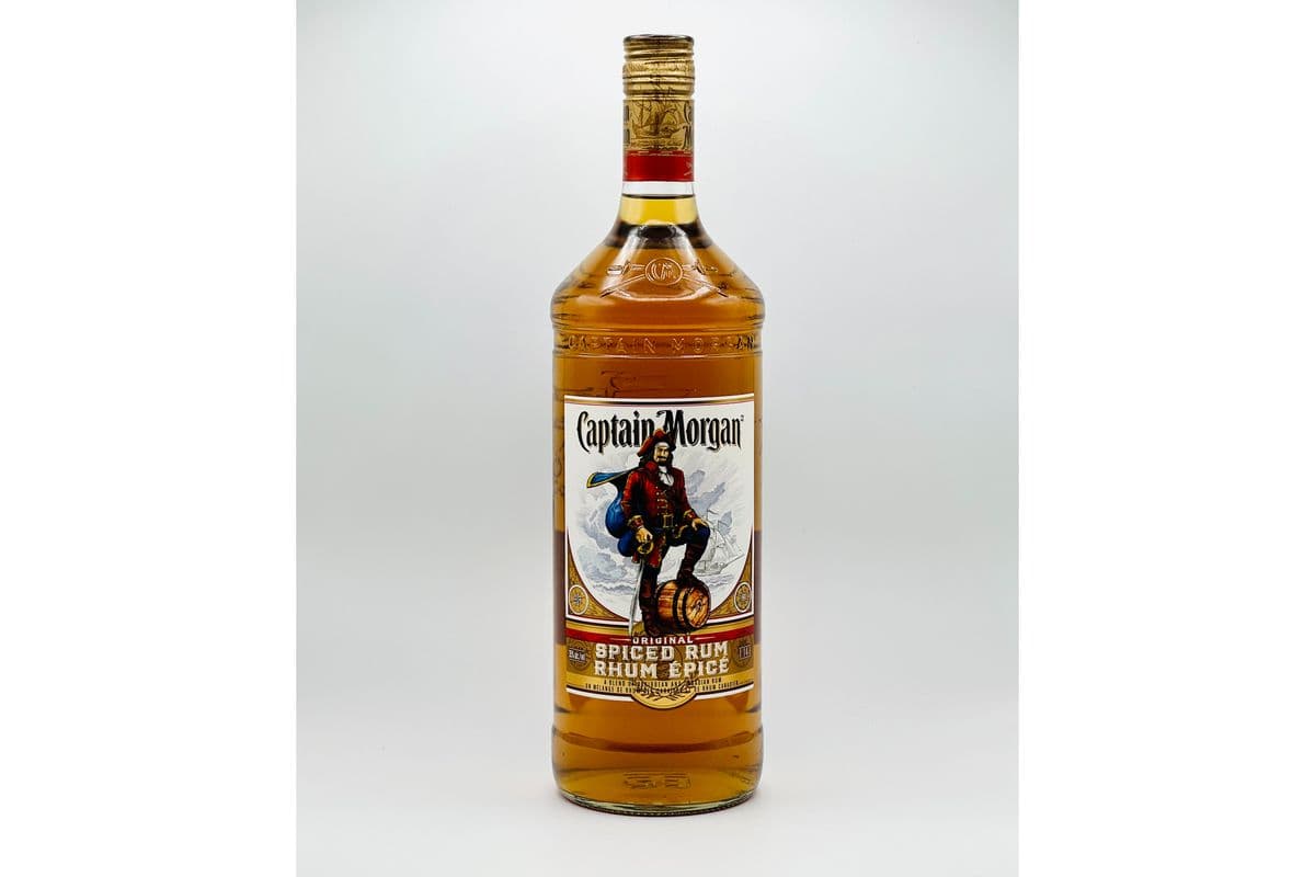 Captain Morgan-Spiced Rum (1 x 1.14 L)