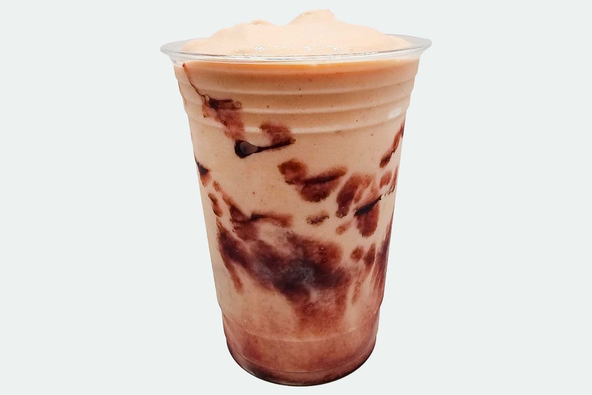 Strawberry Mango Bliss Chill Shake